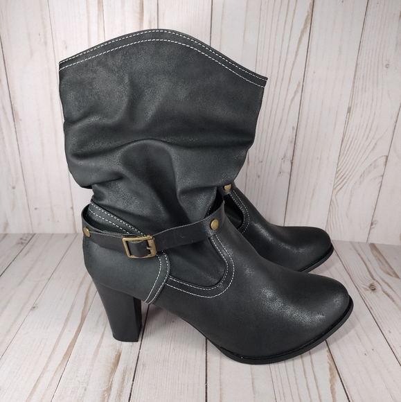 Slouchy Buckle Boots - Picture 4 of 9